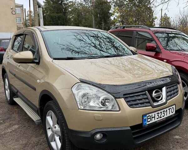 Бежевий Ніссан Кашкай, об'ємом двигуна 2 л та пробігом 200 тис. км за 9800 $, фото 1 на Automoto.ua