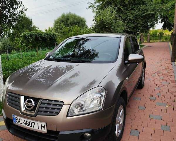 Бежевый Ниссан Кашкай, объемом двигателя 1.5 л и пробегом 325 тыс. км за 7500 $, фото 1 на Automoto.ua
