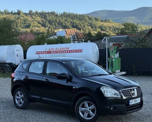 Черный Ниссан Кашкай, объемом двигателя 1.6 л и пробегом 197 тыс. км за 6000 $, фото 1 на Automoto.ua