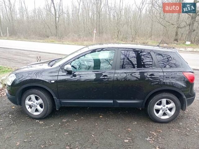 Черный Ниссан Кашкай, объемом двигателя 2 л и пробегом 157 тыс. км за 8600 $, фото 1 на Automoto.ua