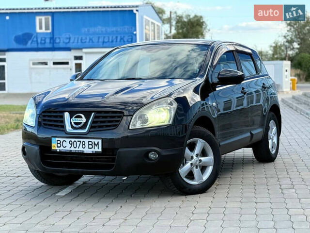 Черный Ниссан Кашкай, объемом двигателя 2 л и пробегом 300 тыс. км за 7600 $, фото 1 на Automoto.ua