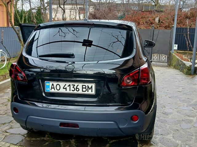 Черный Ниссан Кашкай, объемом двигателя 1.6 л и пробегом 97 тыс. км за 8500 $, фото 1 на Automoto.ua