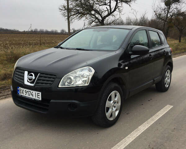 Черный Ниссан Кашкай, объемом двигателя 1.6 л и пробегом 215 тыс. км за 8599 $, фото 1 на Automoto.ua