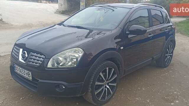 Черный Ниссан Кашкай, объемом двигателя 2 л и пробегом 240 тыс. км за 9800 $, фото 1 на Automoto.ua