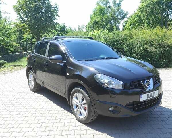 Чорний Ніссан Кашкай, об'ємом двигуна 2 л та пробігом 230 тис. км за 11000 $, фото 1 на Automoto.ua