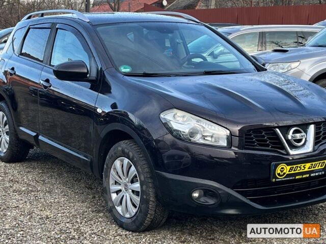 Черный Ниссан Кашкай, объемом двигателя 2 л и пробегом 217 тыс. км за 11800 $, фото 1 на Automoto.ua