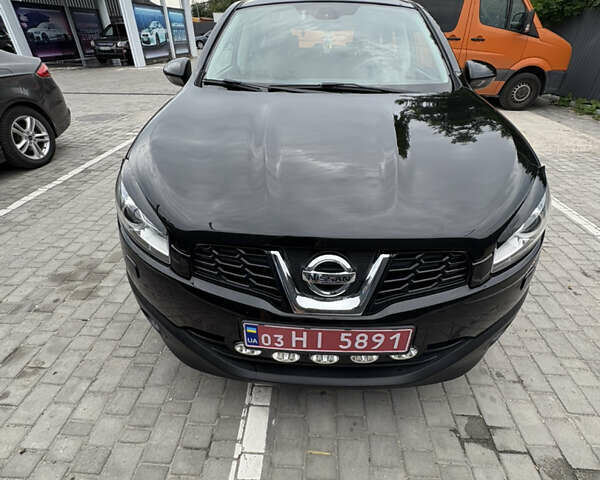 Чорний Ніссан Кашкай, об'ємом двигуна 2 л та пробігом 245 тис. км за 11500 $, фото 1 на Automoto.ua
