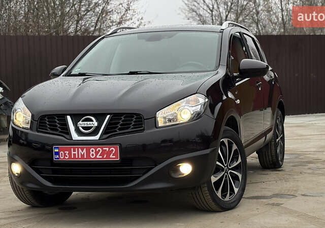 Черный Ниссан Кашкай, объемом двигателя 1.5 л и пробегом 196 тыс. км за 10800 $, фото 1 на Automoto.ua