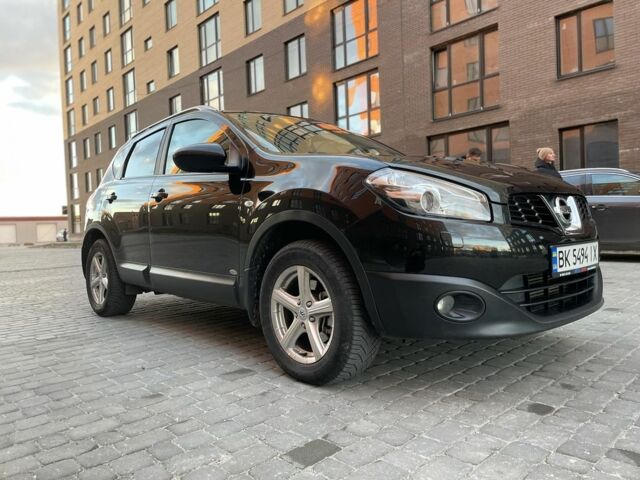 Черный Ниссан Кашкай, объемом двигателя 1.5 л и пробегом 189 тыс. км за 10488 $, фото 1 на Automoto.ua