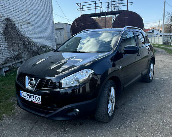 Черный Ниссан Кашкай, объемом двигателя 2 л и пробегом 222 тыс. км за 11200 $, фото 1 на Automoto.ua
