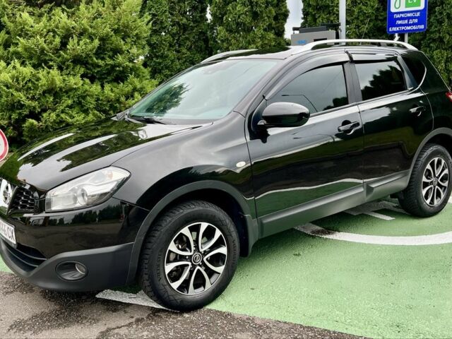 Черный Ниссан Кашкай, объемом двигателя 1.5 л и пробегом 220 тыс. км за 10500 $, фото 1 на Automoto.ua