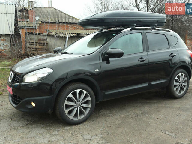 Чорний Ніссан Кашкай, об'ємом двигуна 1.6 л та пробігом 211 тис. км за 12250 $, фото 1 на Automoto.ua