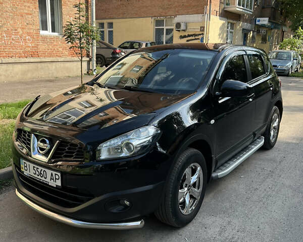 Черный Ниссан Кашкай, объемом двигателя 2 л и пробегом 93 тыс. км за 11800 $, фото 1 на Automoto.ua
