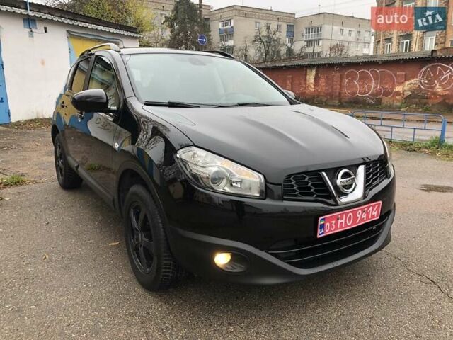 Черный Ниссан Кашкай, объемом двигателя 1.6 л и пробегом 114 тыс. км за 12890 $, фото 1 на Automoto.ua