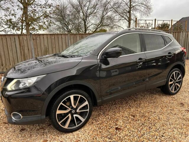 Чорний Ніссан Кашкай, об'ємом двигуна 1.2 л та пробігом 72 тис. км за 3000 $, фото 1 на Automoto.ua