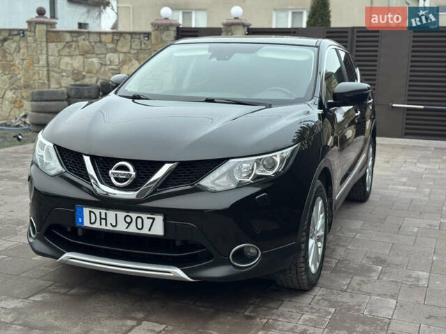Черный Ниссан Кашкай, объемом двигателя 1.5 л и пробегом 171 тыс. км за 15400 $, фото 1 на Automoto.ua
