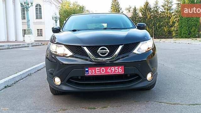 Черный Ниссан Кашкай, объемом двигателя 1.5 л и пробегом 155 тыс. км за 17800 $, фото 1 на Automoto.ua