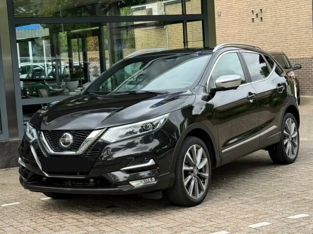 Чорний Ніссан Кашкай, об'ємом двигуна 1.2 л та пробігом 43 тис. км за 10000 $, фото 1 на Automoto.ua