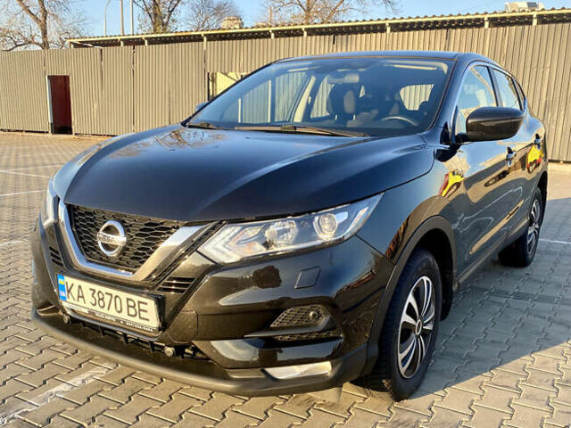 Черный Ниссан Кашкай, объемом двигателя 1.6 л и пробегом 95 тыс. км за 18500 $, фото 1 на Automoto.ua