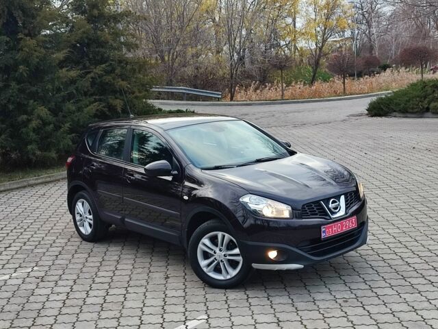 Фиолетовый Ниссан Кашкай, объемом двигателя 1.6 л и пробегом 220 тыс. км за 9700 $, фото 1 на Automoto.ua