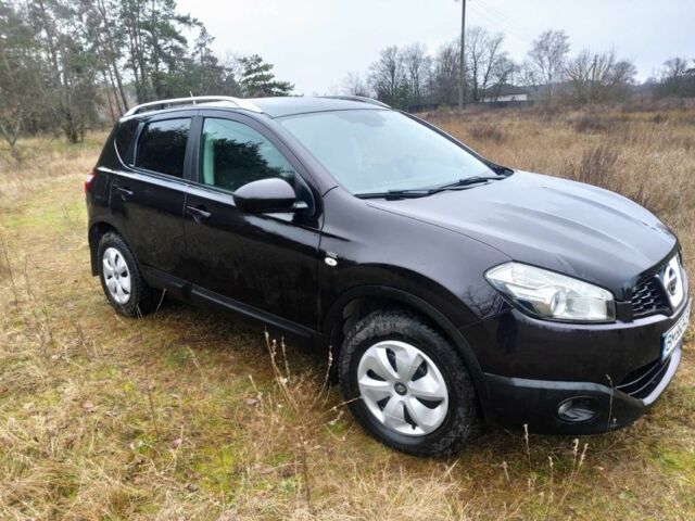 Фиолетовый Ниссан Кашкай, объемом двигателя 2 л и пробегом 276 тыс. км за 10650 $, фото 1 на Automoto.ua