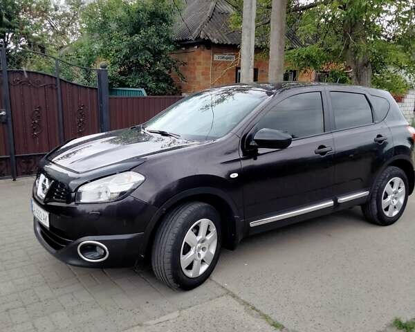 Фиолетовый Ниссан Кашкай, объемом двигателя 1.6 л и пробегом 166 тыс. км за 11000 $, фото 1 на Automoto.ua