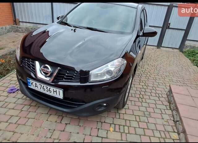 Фіолетовий Ніссан Кашкай, об'ємом двигуна 2 л та пробігом 173 тис. км за 11200 $, фото 1 на Automoto.ua