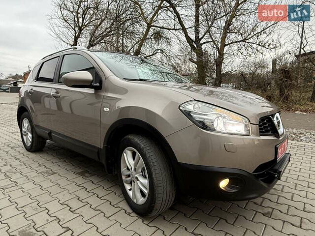 Коричневый Ниссан Кашкай, объемом двигателя 1.6 л и пробегом 240 тыс. км за 9500 $, фото 1 на Automoto.ua