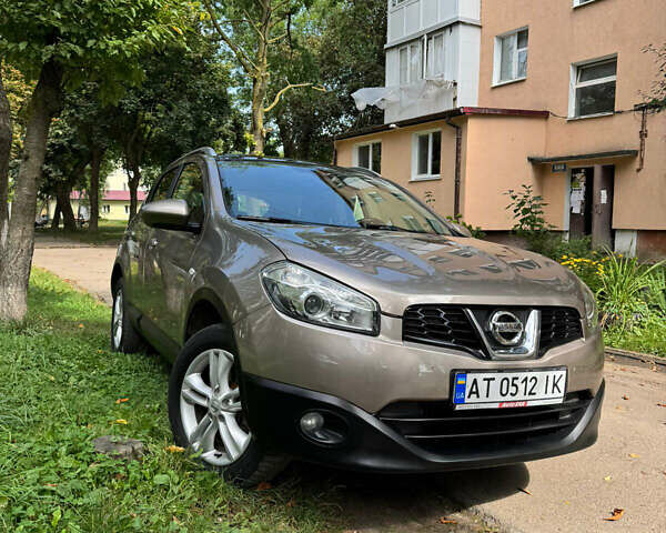 Коричневий Ніссан Кашкай, об'ємом двигуна 1.6 л та пробігом 226 тис. км за 8700 $, фото 1 на Automoto.ua
