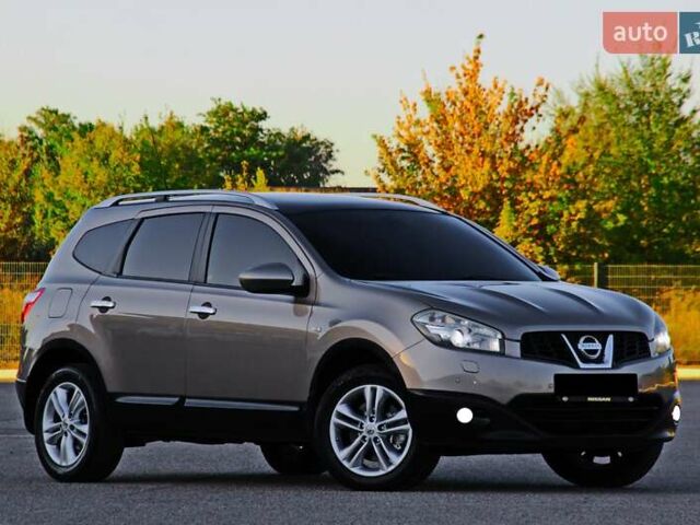 Коричневий Ніссан Кашкай, об'ємом двигуна 2 л та пробігом 132 тис. км за 11800 $, фото 1 на Automoto.ua
