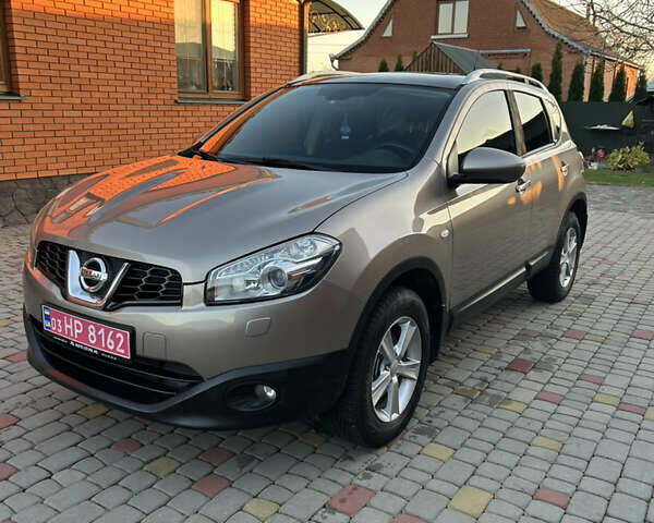 Коричневий Ніссан Кашкай, об'ємом двигуна 1.5 л та пробігом 232 тис. км за 10999 $, фото 1 на Automoto.ua