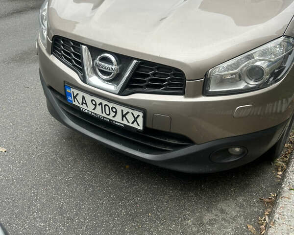 Коричневый Ниссан Кашкай, объемом двигателя 1.6 л и пробегом 192 тыс. км за 9800 $, фото 1 на Automoto.ua