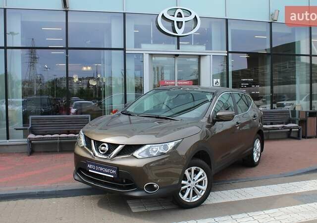 Коричневый Ниссан Кашкай, объемом двигателя 2 л и пробегом 88 тыс. км за 16745 $, фото 1 на Automoto.ua
