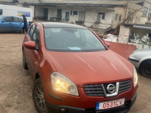 Красный Ниссан Кашкай, объемом двигателя 1.5 л и пробегом 230 тыс. км за 4499 $, фото 1 на Automoto.ua