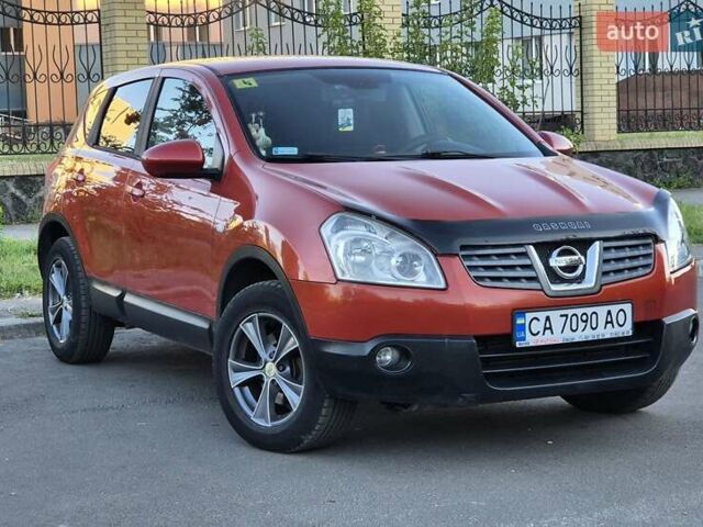 Красный Ниссан Кашкай, объемом двигателя 1.5 л и пробегом 215 тыс. км за 8700 $, фото 1 на Automoto.ua