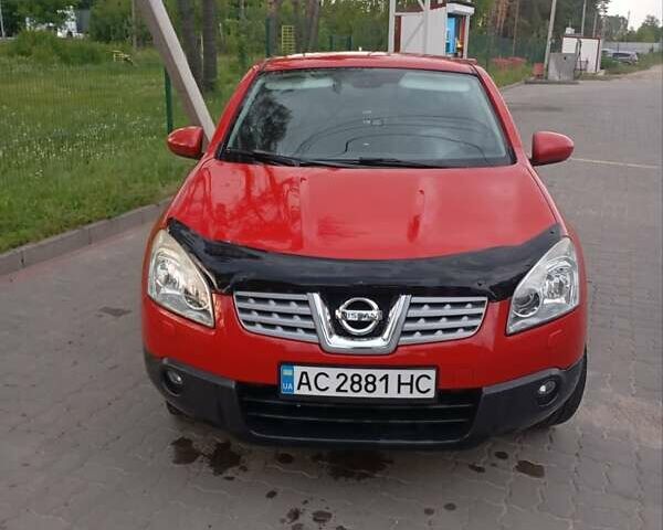 Ниссан Кашкай 2009 в Ковель на Automoto.ua Красный Ниссан Кашкай, объемом двигателя 2 л и пробегом 310 тыс. км за 6800 $, фото 1 на Automoto.ua