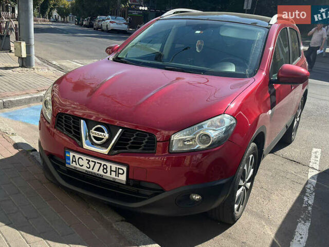 Червоний Ніссан Кашкай, об'ємом двигуна 1.46 л та пробігом 269 тис. км за 11300 $, фото 1 на Automoto.ua