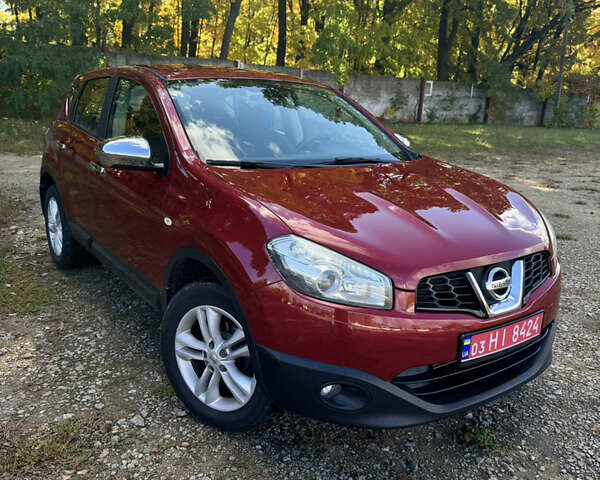 Червоний Ніссан Кашкай, об'ємом двигуна 1.5 л та пробігом 241 тис. км за 9700 $, фото 1 на Automoto.ua