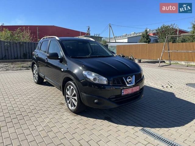 Красный Ниссан Кашкай, объемом двигателя 1.5 л и пробегом 202 тыс. км за 10500 $, фото 1 на Automoto.ua