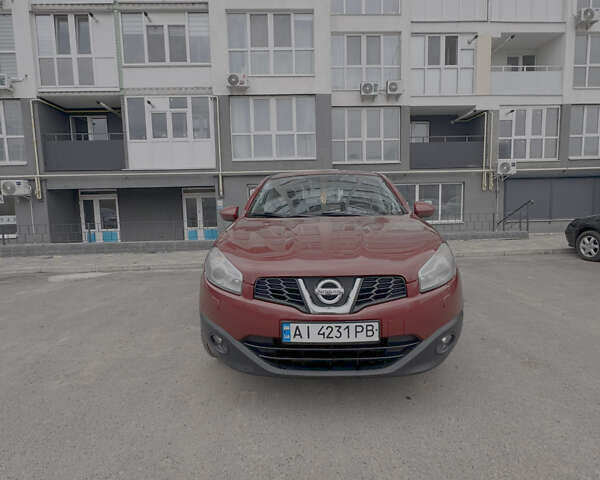 Червоний Ніссан Кашкай, об'ємом двигуна 2 л та пробігом 209 тис. км за 10500 $, фото 1 на Automoto.ua