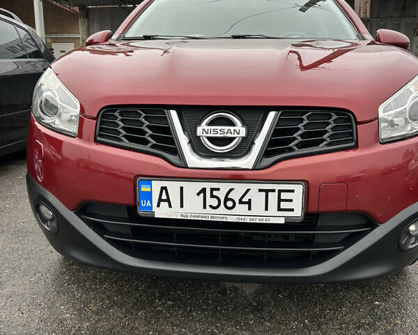 Червоний Ніссан Кашкай, об'ємом двигуна 2 л та пробігом 82 тис. км за 12499 $, фото 1 на Automoto.ua