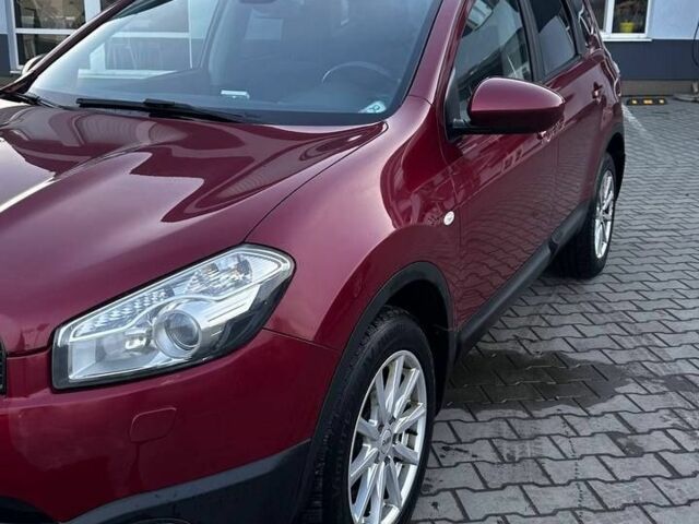 Червоний Ніссан Кашкай, об'ємом двигуна 2 л та пробігом 355 тис. км за 10700 $, фото 1 на Automoto.ua