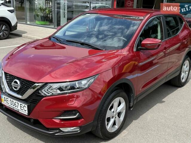 Красный Ниссан Кашкай, объемом двигателя 2 л и пробегом 51 тыс. км за 17900 $, фото 1 на Automoto.ua