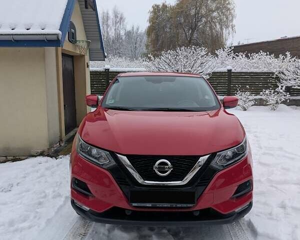 Красный Ниссан Кашкай, объемом двигателя 2 л и пробегом 900 тыс. км за 20000 $, фото 1 на Automoto.ua