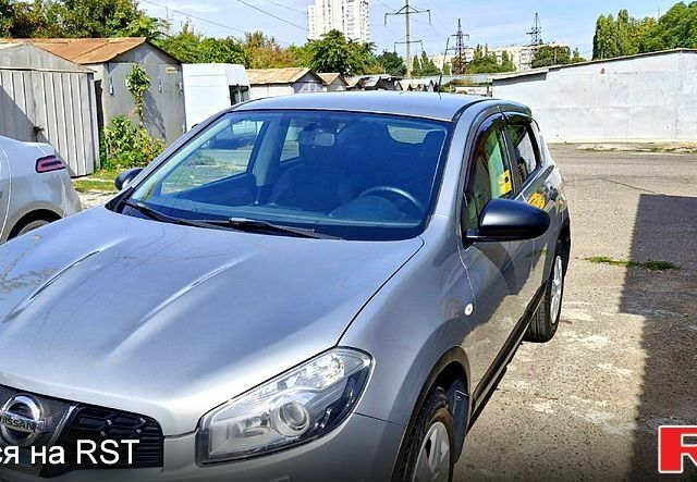 Ниссан Кашкай, объемом двигателя 1.6 л и пробегом 82 тыс. км за 10300 $, фото 1 на Automoto.ua