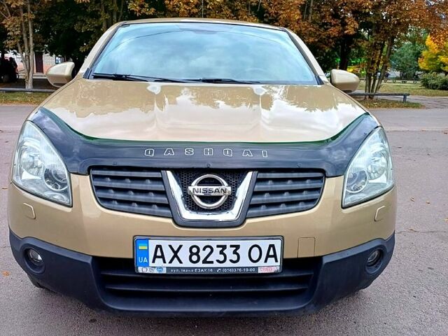 Желтый Ниссан Кашкай, объемом двигателя 2 л и пробегом 203 тыс. км за 8200 $, фото 1 на Automoto.ua