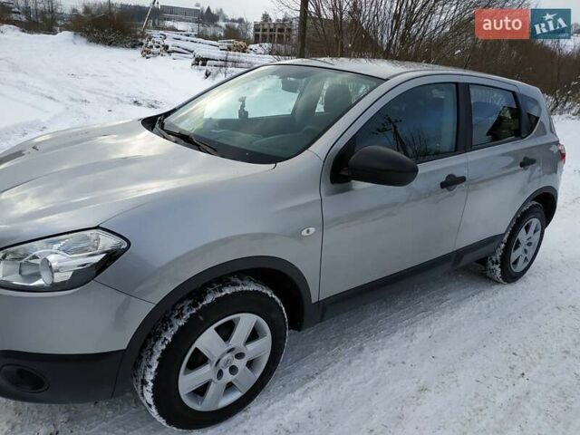 Серый Ниссан Кашкай, объемом двигателя 1.5 л и пробегом 186 тыс. км за 10900 $, фото 1 на Automoto.ua