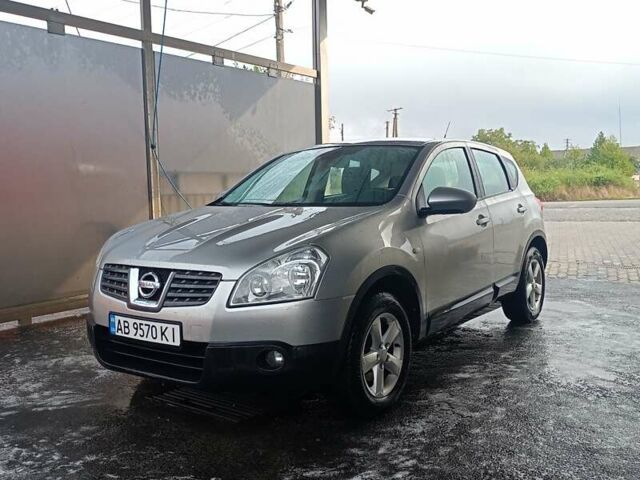 Серый Ниссан Кашкай, объемом двигателя 1.6 л и пробегом 250 тыс. км за 7700 $, фото 1 на Automoto.ua