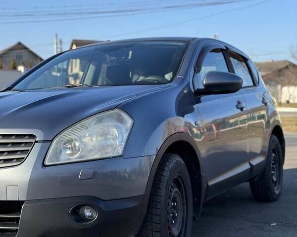 Серый Ниссан Кашкай, объемом двигателя 2 л и пробегом 290 тыс. км за 7500 $, фото 1 на Automoto.ua