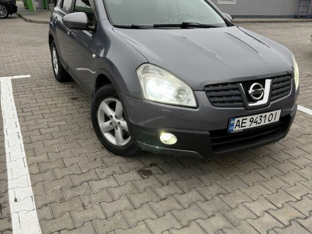 Серый Ниссан Кашкай, объемом двигателя 2 л и пробегом 260 тыс. км за 8100 $, фото 1 на Automoto.ua